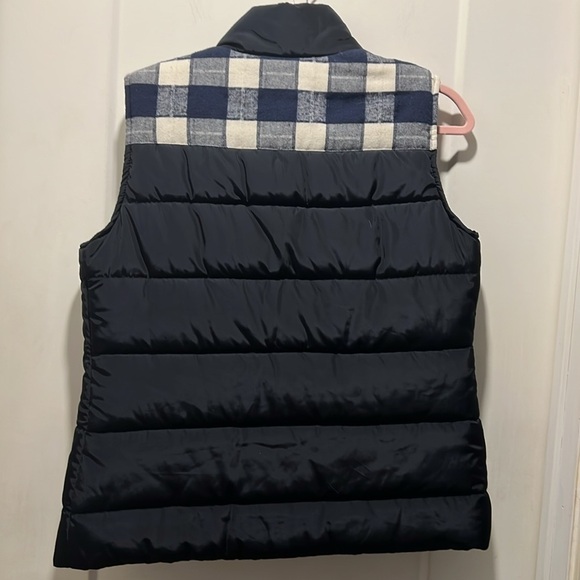 EUC navy blue puffer/flannel vest. Ci Sono. Size M. - Picture 3 of 3